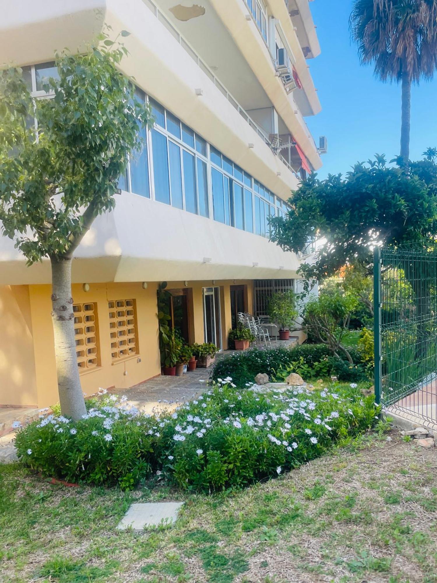 Estudio Nuevo Y Con Piscina Benalmadena Luaran gambar
